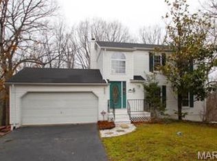 5501 Country Ln, High Ridge, MO 63049