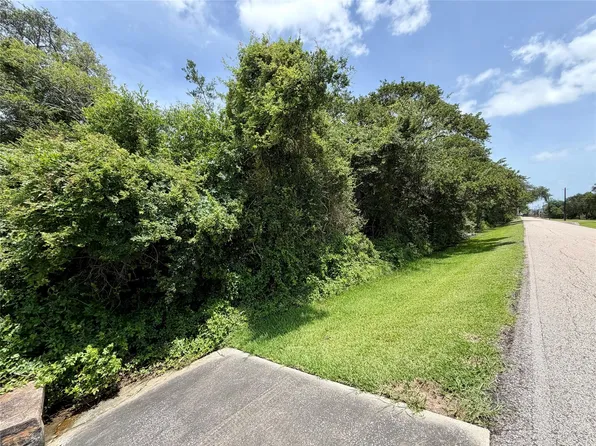 O'Clopper Rd, Seabrook, TX 77586