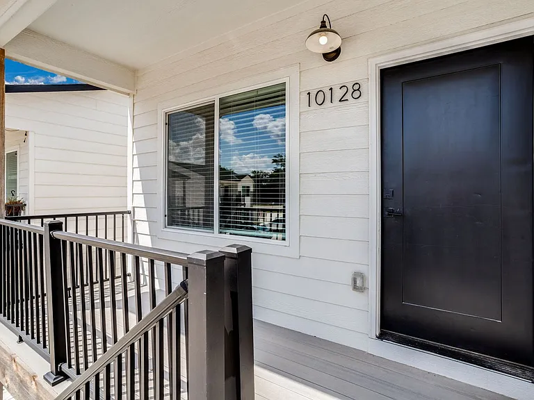 10100 E Harry St — Photo 17