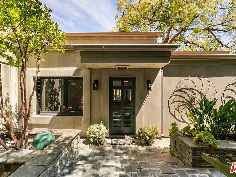 7770 Firenze Ave — Photo 2