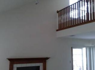 1466 Root St, Crest Hill, IL 60403