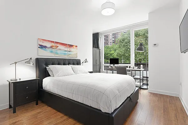 Sold by Compass | media 9