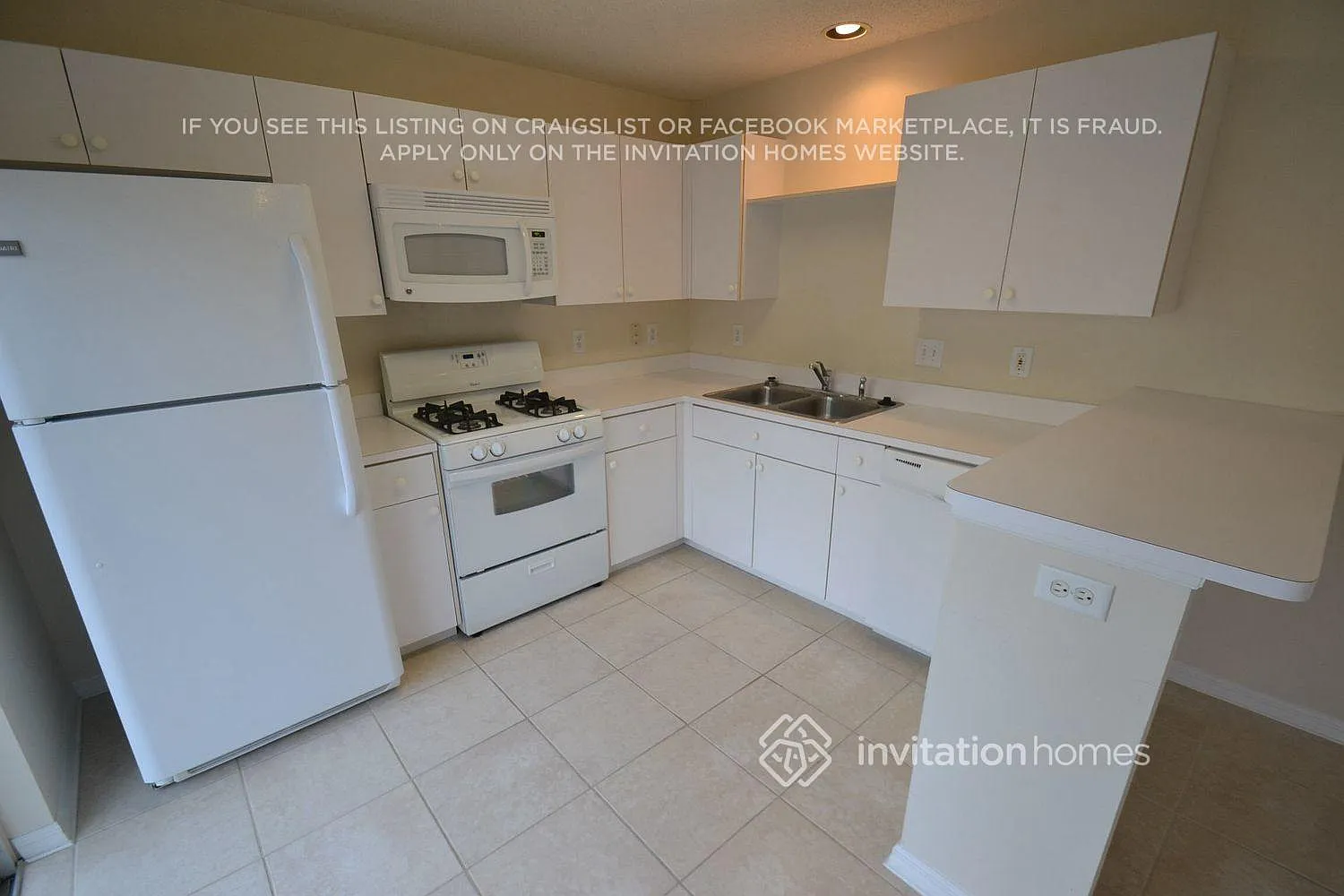 607 Cape Cod Cir Valrico, FL 33594 — Photo 4