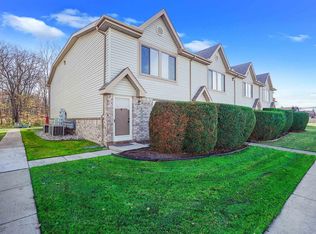 50406 Bay Run S, Chesterfield, MI