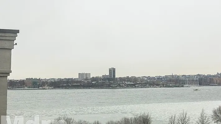 Rented by Park Property Advisors | media 16