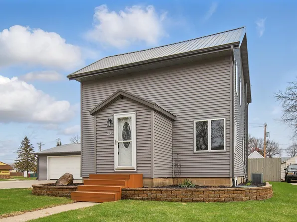 235 3rd St NE, Blooming Prairie, MN 55917