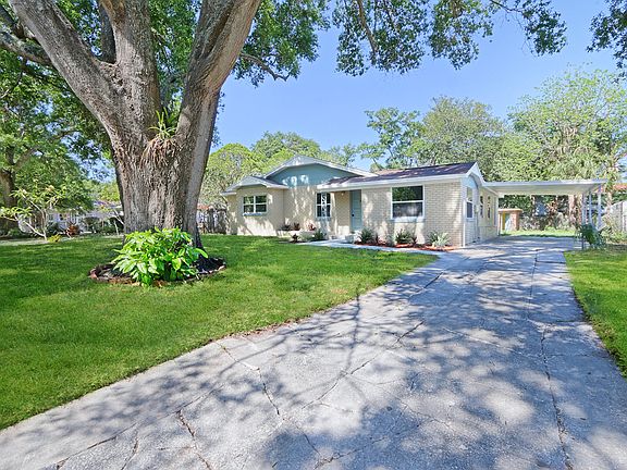 2nd image of 8720 N Calder Pl
