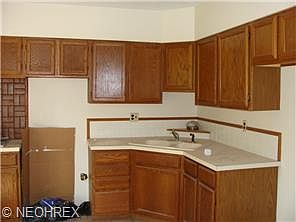 3rd image of 659-661 N Market St