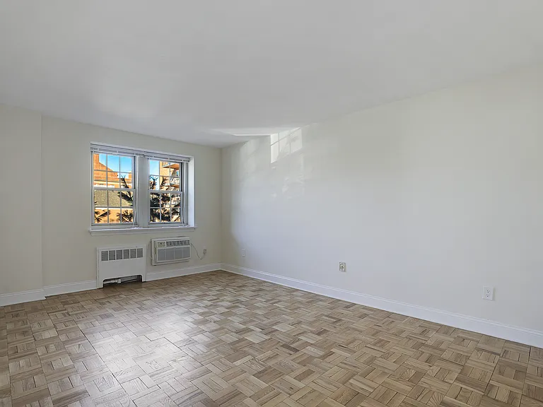 Blair House — Photo 10