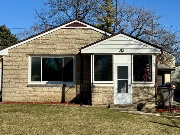 4530 South 1st STREET, Milwaukee, WI 53207