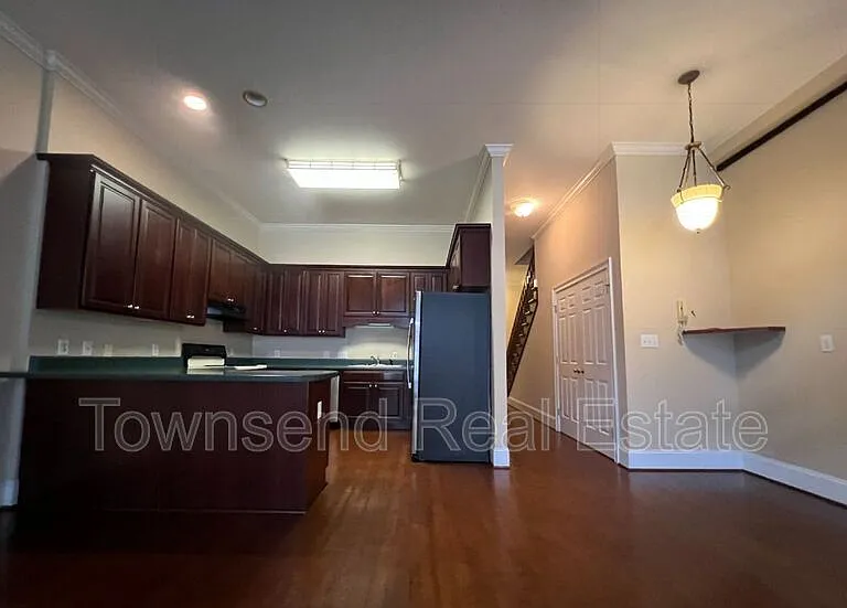 102G Person St — Photo 5