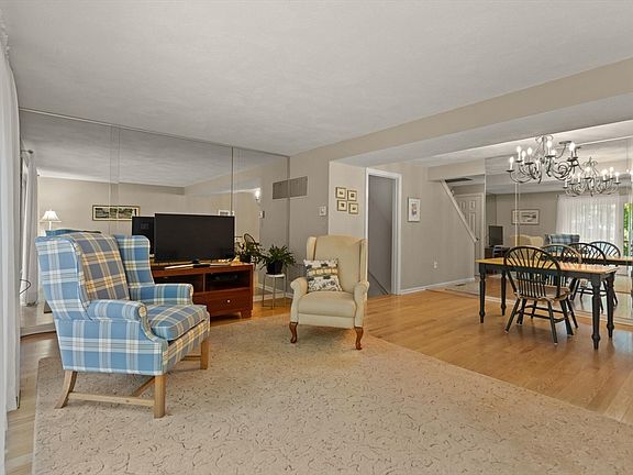 5th image of 808 Lewis O Gray Dr Unit 808