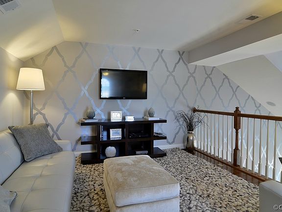 3rd image of 2118 Liesfeld Parkway D Gln