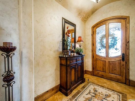 5th image of 3281 E Falcon Heights Ln
