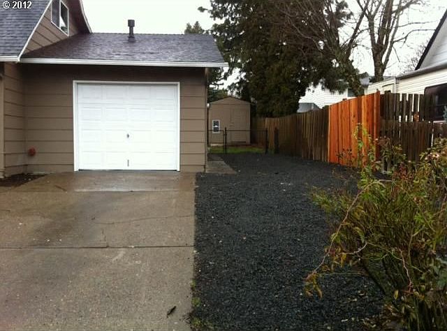 2nd image of 4035 SW 192nd Ave