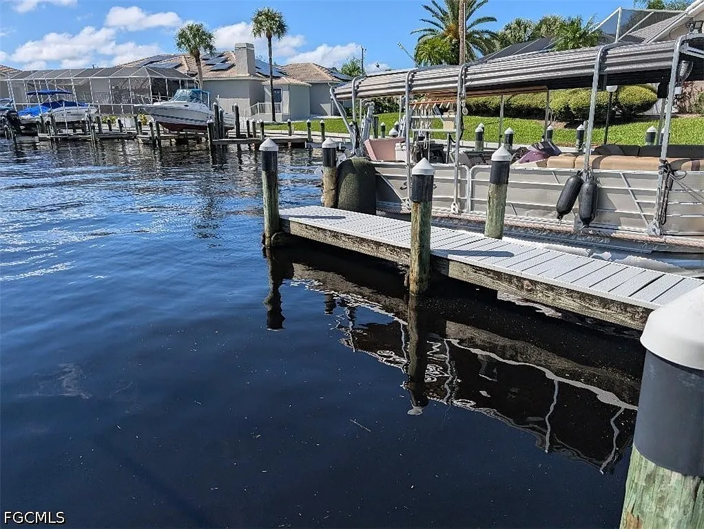 2 bed, 2.0 bath, 1146 sqft, $2,400 — Photo 3