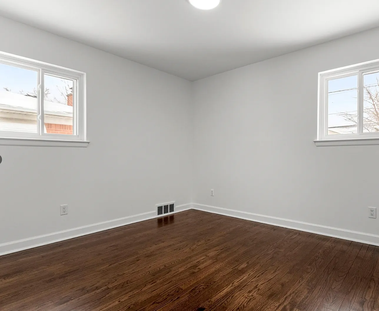 3 bed, 1000 sqft, $2,000 — Photo 4