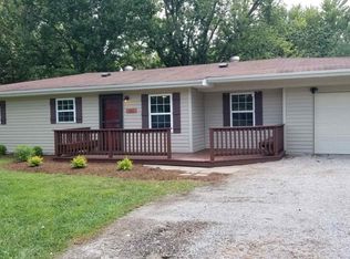 705 Airport Rd, Mount Vernon, IL 62864