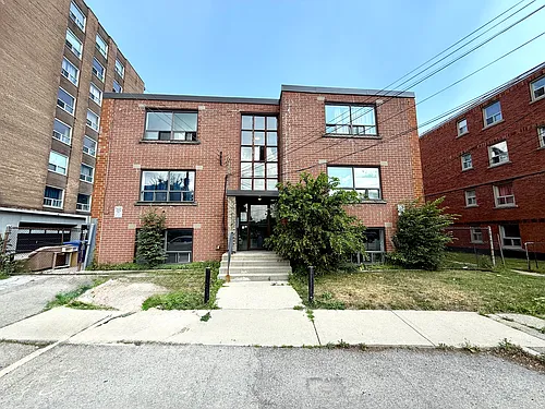 1 E 35th St Photo 1