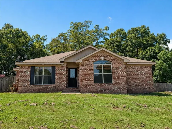 9650 Curtis Dr W, Irvington, AL 36544