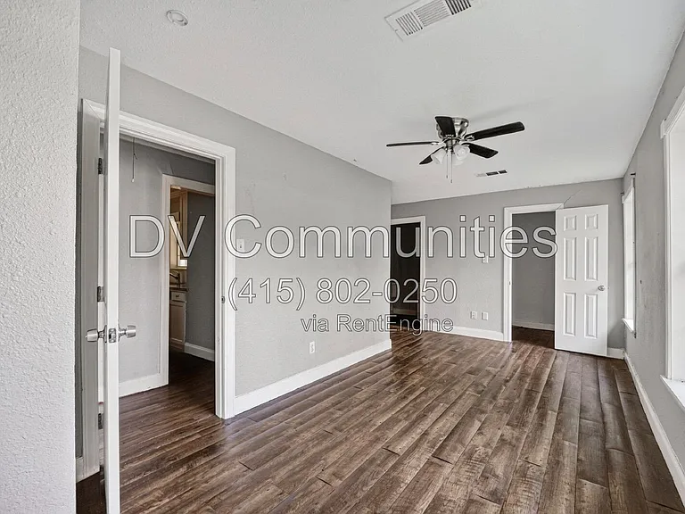 3315 Bond St — Photo 37