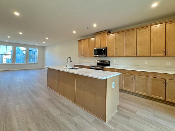 Skye J kitchen