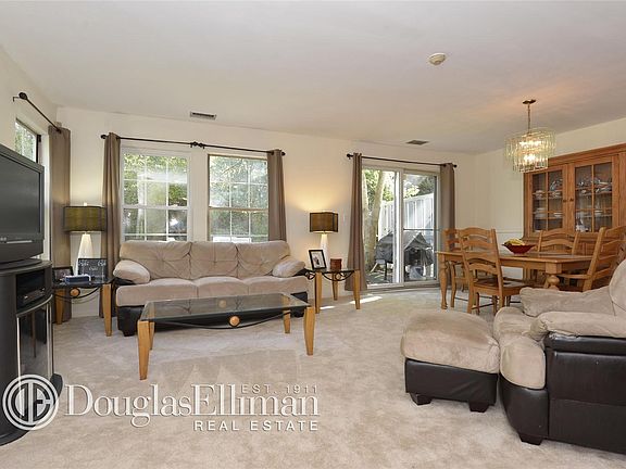 5th image of 101 Sara Cir