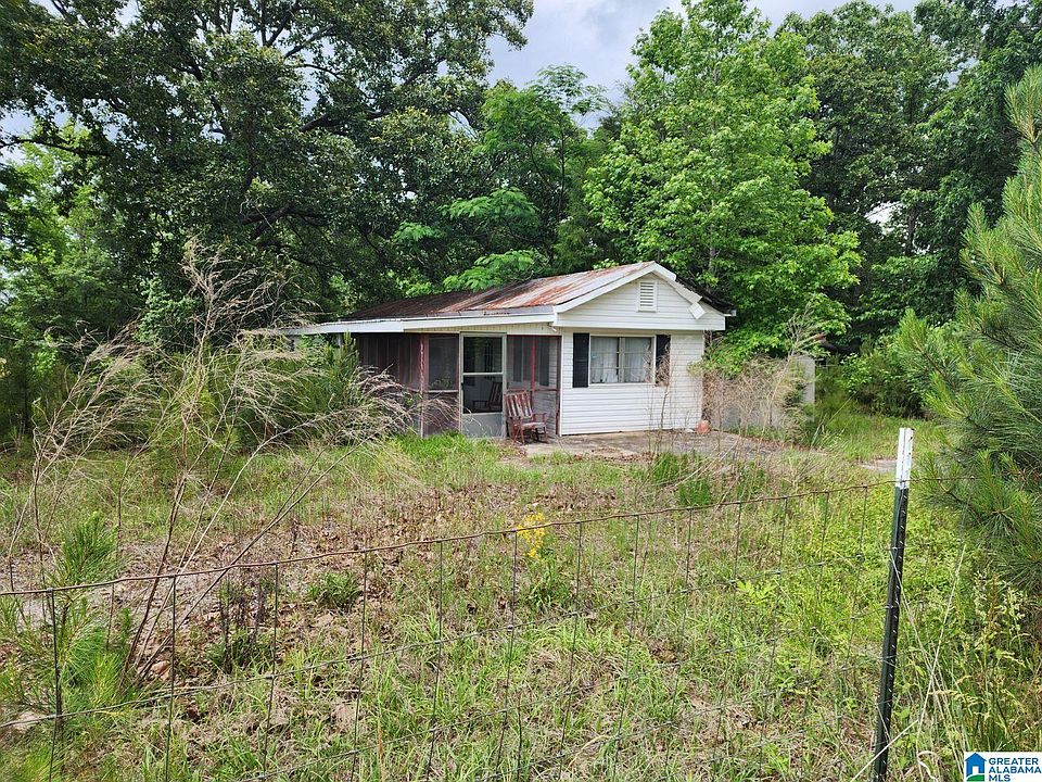 2nd image of 686 County Road 121 #1