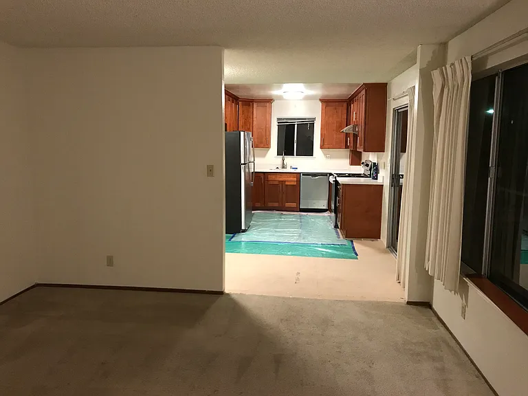 479 La Conner Dr #4 — Photo 3