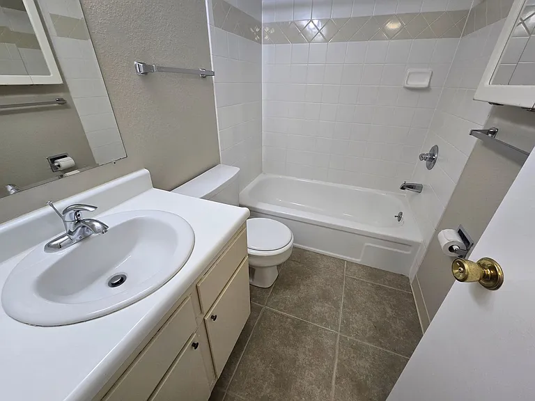 1606 Cottonwood Dr #23 — Photo 11