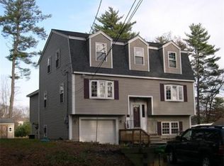 8 Larsen Ln, Billerica, MA 01821