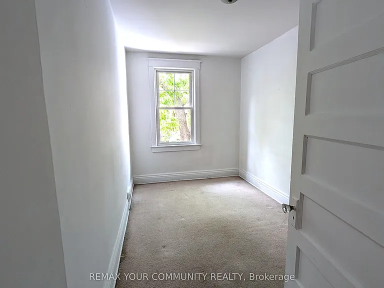 186 Roslin Ave #M4N-1Z6 — Photo 11