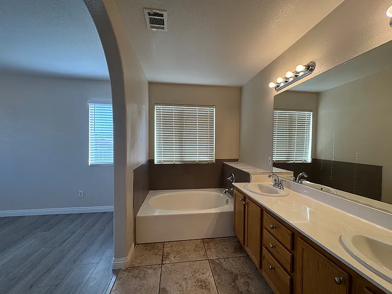 2883 Cordillera Dr — Photo 21