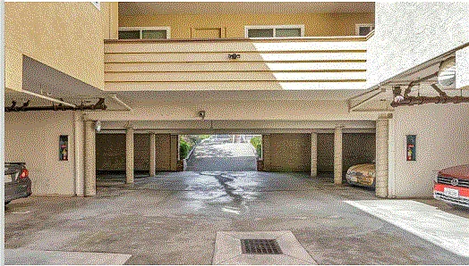 2 Cars Parking Garage