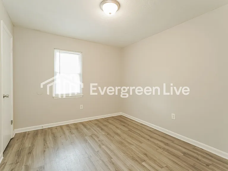3507 Edmonton St — Photo 12