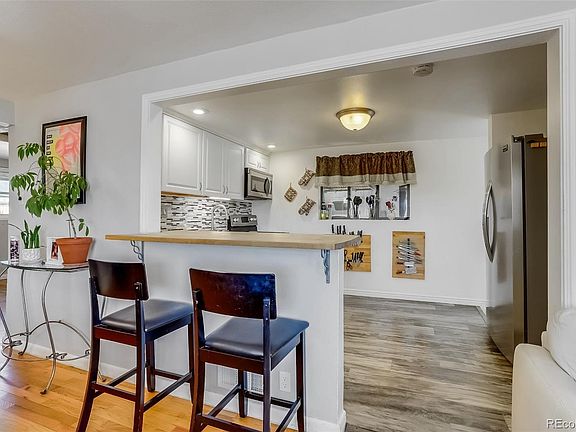 5th image of 1120 S Zenobia Street