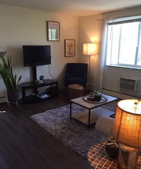 1340 N Ogden St — Photo 1