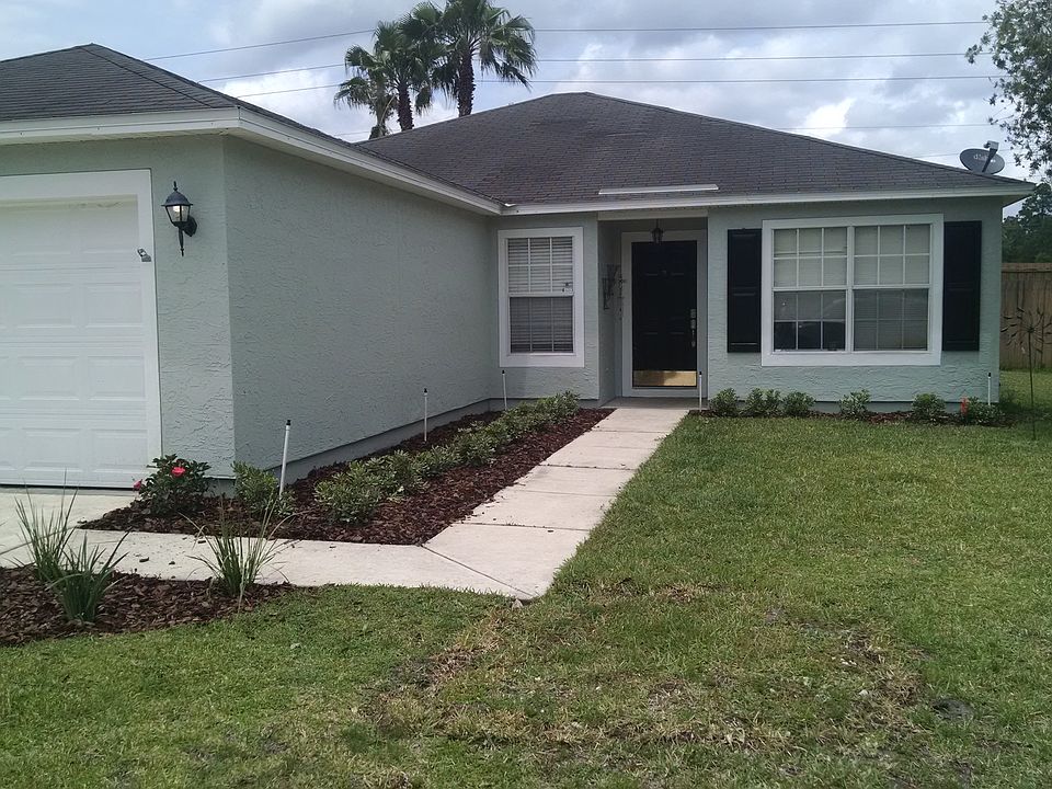 1st image of 748 Lake Geneva Dr