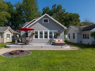 4810 Deep Point Dr, Portage, MI 49002