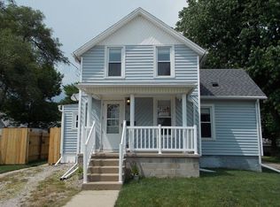 529 E Myrtle St, Canton, IL 61520