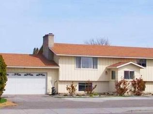 2306 W 27th Ave, Kennewick, WA 99337
