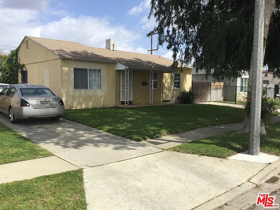 1st image of 2211 W 132nd St