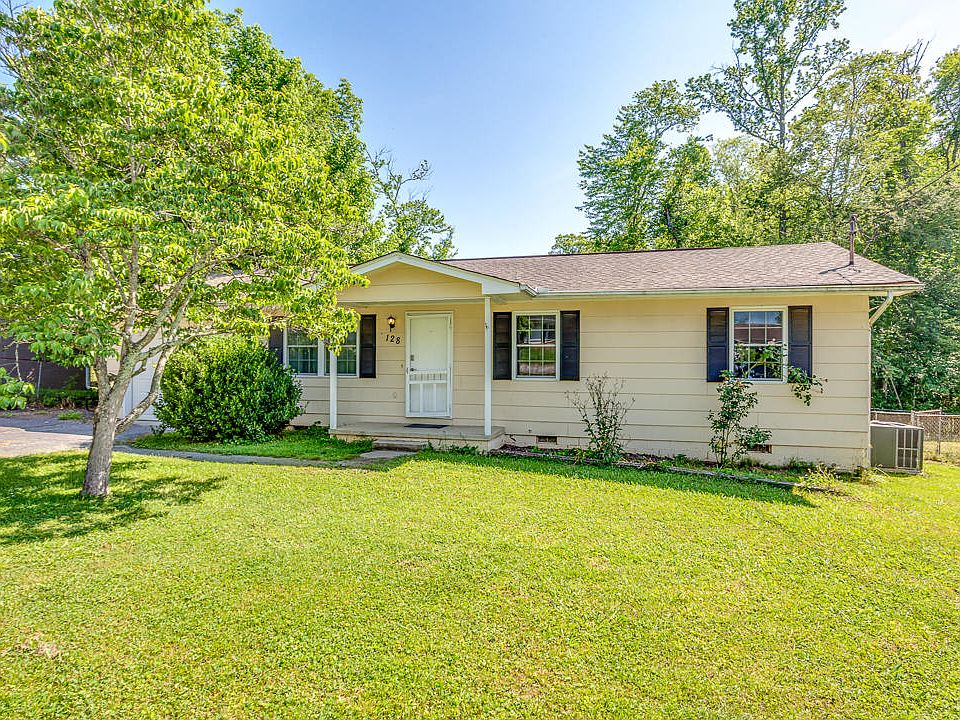 1st image of 128 Foxwood Cir