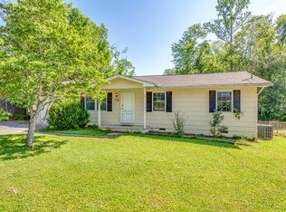 128 Foxwood Cir, Oliver Springs, TN 37840