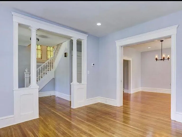 439 Park Ave — Photo 9