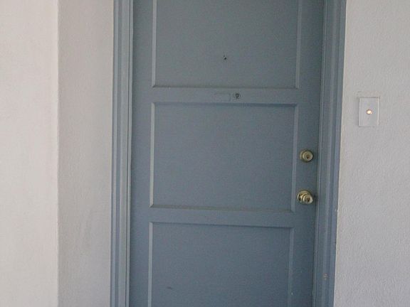 Front Entry Way