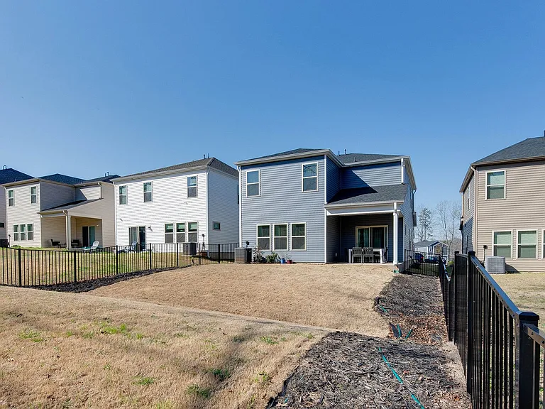 4009 Woodland View Dr — Photo 48