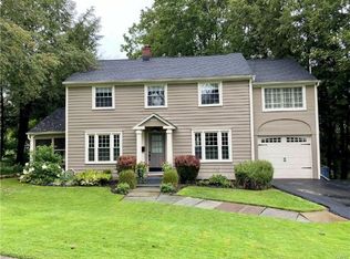 70 Paris Rd, New Hartford, NY 13413
