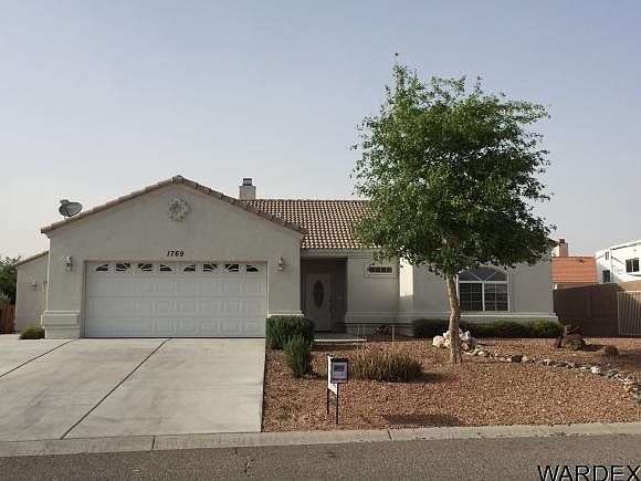 1st image of 1769 E Calle Agrada Dr