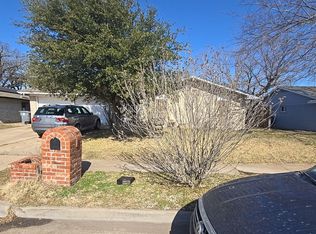 9829 Grove Oaks Blvd, Dallas, TX 75217